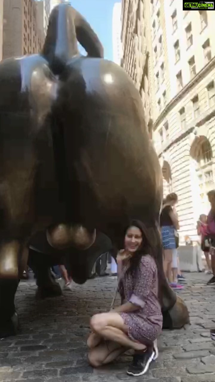 Panchi Bora Instagram - When you got just one decent pic in New York! Itβs blurry too π I was pregnant with Riyanna guess last solo trip! Yet not so solo π€°π»#threemonthspregnant