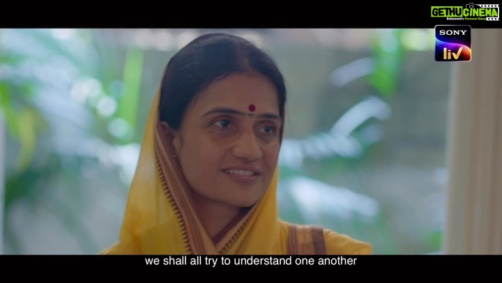 Parvathy Instagram - My favourite part of this one scene in @wonderwomenfilm is when Jaya asserts her need to understand .. and be understood. It becomes this giving source of love, no matter what language we speak, and how empathy can overcome any and all obstacles! Wonder Women streaming on @sonylivindia π