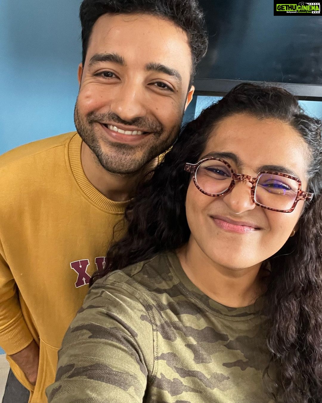 Parvathy Instagram - An observer. A Witness. A mirror. @aniruddhatony and Ritesh ji, thank you for inviting me to embody MK. @pankajtripathi for being the absolute best co-actor ever, @sanjanasanghi96 @pareshpahuja @jaya.ahsan #dilipshankar for being amazing laikari partners! @virafsarkari #indrani for making sure I’m so well taken care of so I can be my best. Avik da and his team for effortlessly capturing the magic. To each and every department on this set, you’re kindness and efficiency helped me immensely. 🪬🌻