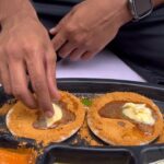 Parvathy Instagram - ‘Ente idli njan tharoolaaaaa’ Mean Joey bheegaran for you! Photo dump of a morning done right ! Early morning run and breakfast at @mysore_raman_idli with @bheegaran Swipe to see his smug happiness over getting butter podi idli vs my humble ghee podi idli! Then of course we rounded it off with a ghee roast! 🥳🥳🥳