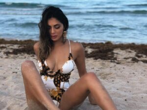 Parvati Melton Instagram - Hot summer nights 🌅  #miami #florida #miamibeach #miamiswimweek #miaminightlife #bikini #bikinigirl #bikinis #california #californialove #californiagirl #forever21 #bollywood #indian #tollywood #modellife #summervibes #summer #swimwear