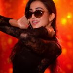Parvatii Nair Instagram – Looking for the perfect gift this holiday season? This is my favourite from @vogueeyewear #letsvogue #ad