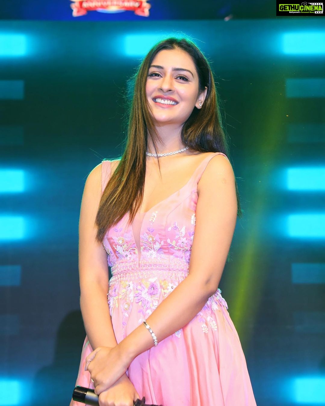 Payal Rajput Instagram - πππ Happy 2nd anniversary @yoshithainfrapvtltd .Thanks for making me the part of your success. Event managed by @umediaentartainments @essdeedigitalmarketing Wearing Styled by @impriyankasahajananda Outfit @reshuvarmalabel P.c @mahat_eventsandmedia #styledbypriyankasahajananda Hyderbad