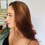 Pooja Bhalekar Instagram - Sending my selfies to NASA.. coz I am an 👽 🤭 . . . . . . . . . . . #shootlife #makeup #look #glamour #selflove #set #behindthescenes #work #motivation #fashiongram #styleinspo #behappy #beyou #curvygirl #funny #eyemakeup #lifestyle