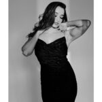 Pooja Bhalekar Instagram - In this moment, you are everything 🌌🌓 . . . . . . . . . . . . . . . . . . . . . . . . . . #photooftheday #outfitinspo #monochromatic #blackandwhitephotography #photogram #portraitphotography #lookbook #fashionmodel #fashionaddict #stylegram #styleinfluencer #diva #indianactress #igdaily #fyp #fypage #foryoupage #explorepage #igaddict #bestoftheday #blacklove #dressup #instalove #instagood #glamour #photography #chic #poojabhalekar