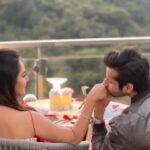 Pooja Bose Instagram - Reimagine love with Sunsets at Quarter Deck! 🥂 #CourtyardbyMarriottMahabaleshwar #CourtyardMahabaleshwar #OnewiththeHills #sunset #quarterdeck #couple #evening Courtyard by Marriott Mahabaleshwar