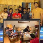 Pooja Devariya Instagram - Where else but the movie set🍿🎬📽️🌸✨🌈🐾 Few glimpses from the sets over the last one year. #performancecoach #actingcoach @scoutnguide @maskoff.india