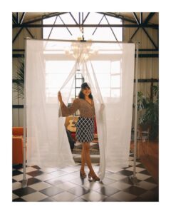 Pooja Devariya Instagram - Forever test shoot model 🤷🏽‍♀️
Feeling queen at our art space 🥰✨🌈🌸🐾👑

@sumanthshetty_ with his latest 📸 @fujifilmxindia