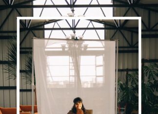 Pooja Devariya Instagram - Forever test shoot model 🤷🏽‍♀️ Feeling queen at our art space 🥰✨🌈🌸🐾👑 @sumanthshetty_ with his latest 📸 @fujifilmxindia Scout & Guide Media