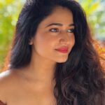 Poonam Bajwa Instagram – I like it when you smile …
But I love it when I am the reason 
~ a rai of light ❤️📸📸📸 @suneel1reddy