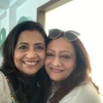 Poornima Bhagyaraj Instagram - Lovely catching up with friends who go back to more than 35 years🤗🤗🤗❤️❤️❤️