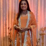 Poornima Bhagyaraj Instagram – At our 80’s reunion. Thank you for this beautiful outfit @rehanabasheerofficial . Just loved the fit and flowy feel of this dress. The perfect match of silver and orange jewellery totally enhanced this outfit by @sharanyabhagyaraj