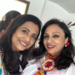 Poornima Bhagyaraj Instagram - Lovely catching up with friends who go back to more than 35 years🤗🤗🤗❤️❤️❤️