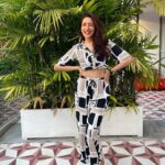 Pragya Jaiswal Instagram - Walking into a Goan weekend be like 🤍 . . . @whotels, @w_goa, @awayspagoa, @levospalon, @rockpoolgoa @sylviagoa #whotels