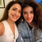Pragya Jaiswal Instagram - Happiest birthday my sweetheart @carlaruthdennis 🎂🎊 You have inspired me so much in the past decade that we’ve been friends and I wish nothing but the best for you.. Love you so much ❤️♾️