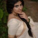 Pragya Nagra Instagram - OMANA PENNE🌺 PC @gowtham__rajendran Stylist @anchita_nagra Designer @dimahfashion @farida0219 #onam #kerala #onamcelebration #keralagram #onamspecial #happyonam #india #malayali #instagram #keralasaree #keralatourism #mallu #mallugirl #onamsadhya #malayalam #kochi #keralafood #keralagodsowncountry #onamsaree #festival #onamfestival #instagood #onamvibes #traditional #keralam #keralaattraction #entekeralam #VaralaruMukkiyam