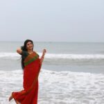 Pragya Nagra Instagram – Vaasam adhu vaasam veesuthadi🌸
PC @sat_narain
Team @shotsbyuv
Beautiful saree & Blouse @studio_thari
@niranjanisundar
#vintage #vintagestyle #beachvibes #vintagefashion #vintageclothing #sareelover #sareedraping #sareelove #saree #sareeblogger #sareeindia #sareeaddict #sareepact #sareeonline #sareeswag #chennai #chennaimodels #coimbatore #madurai #chennaigirls #chennaiblogger #ootd #fashionblogger #fashionmodel #models #chennaimodels #hyderabad #kerala #trending #instagood