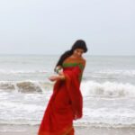Pragya Nagra Instagram - Vaasam adhu vaasam veesuthadi🌸 PC @sat_narain Team @shotsbyuv Beautiful saree & Blouse @studio_thari @niranjanisundar #vintage #vintagestyle #beachvibes #vintagefashion #vintageclothing #sareelover #sareedraping #sareelove #saree #sareeblogger #sareeindia #sareeaddict #sareepact #sareeonline #sareeswag #chennai #chennaimodels #coimbatore #madurai #chennaigirls #chennaiblogger #ootd #fashionblogger #fashionmodel #models #chennaimodels #hyderabad #kerala #trending #instagood