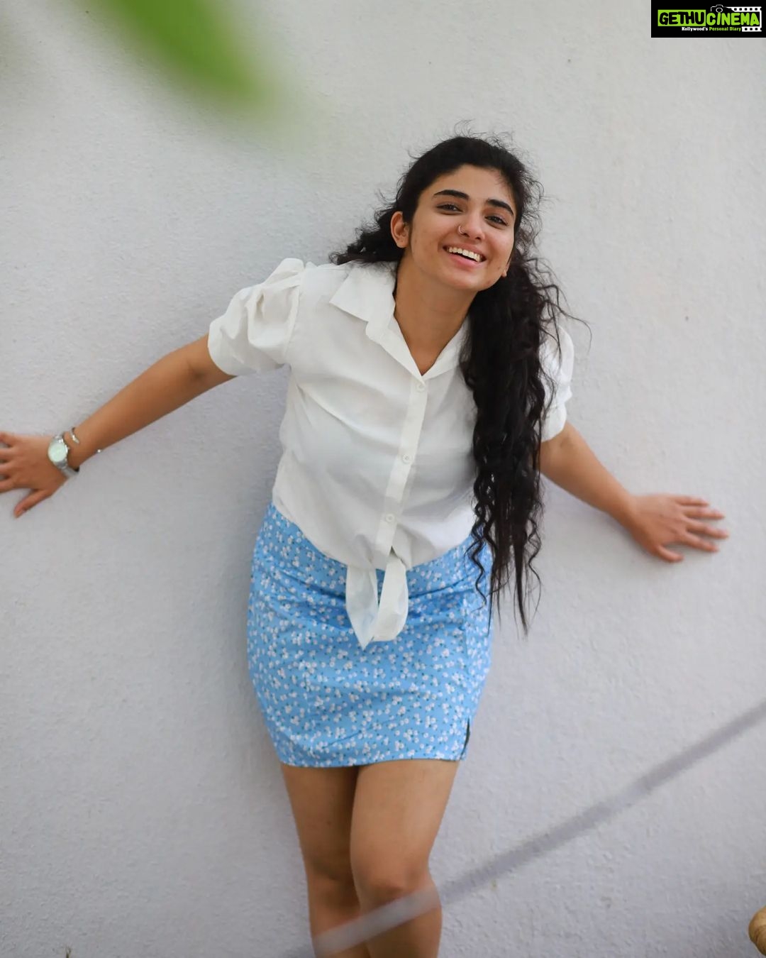 Pragya Nagra Instagram - PC @sat_narain ❤️ Team @shotsbyuv 🥰 #curlyhair #curly #fashion #fashionstyle #ootd #outfitoftheday #outfitideas #outfitinspiration #styleblogger #fashionblogger #fashionmodel #chennaimodels #chennai #chennaites #chennaifashionblogger #urbanic #urbanicsquad #trendingnow #viral #viralmemes #viralpost #chennai #chennaiblogger #chennaimemes #tamilmovie #tamilmoviescenes #tamilponnu #tamilmovies #tamilactress