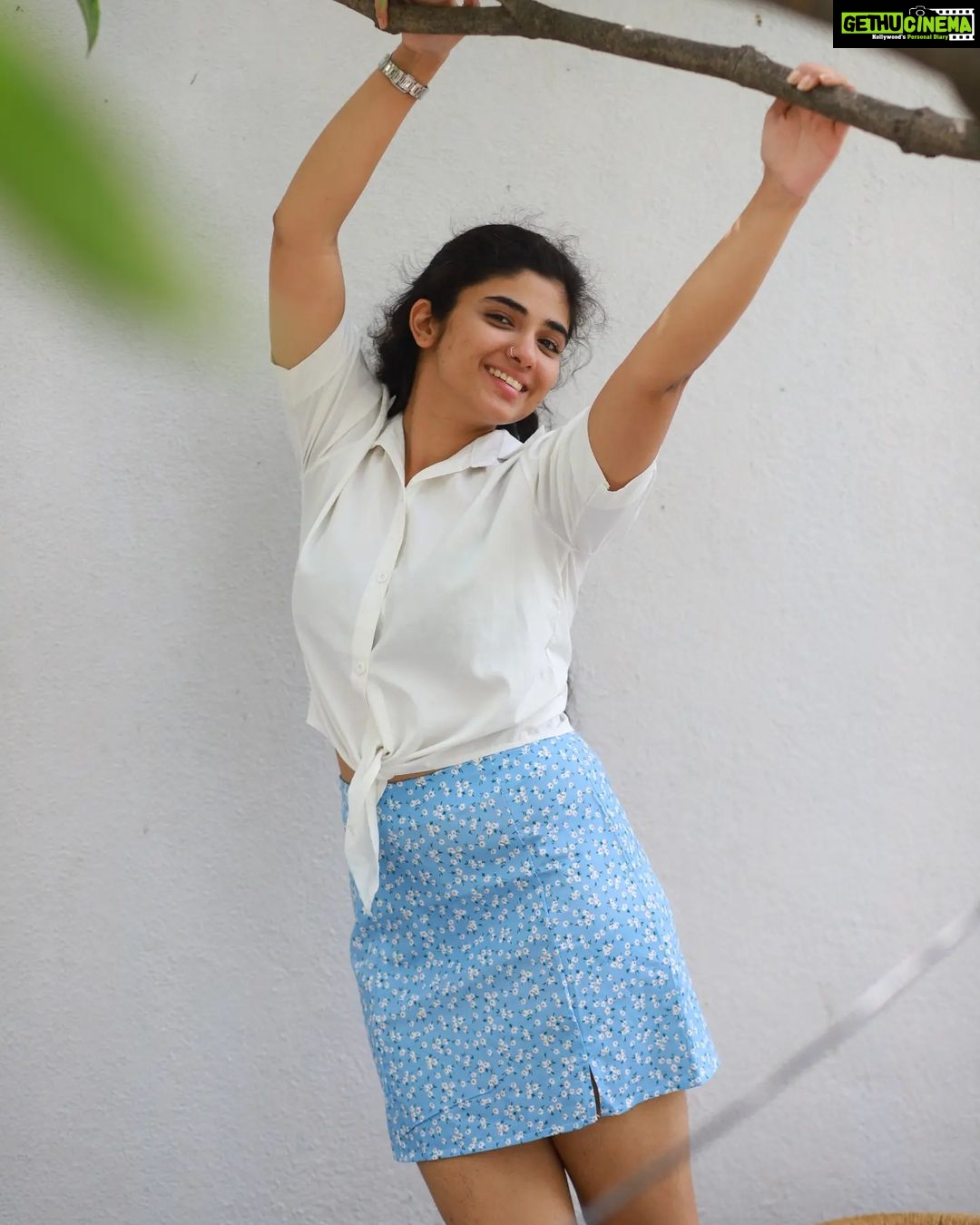 Pragya Nagra Instagram - PC @sat_narain ❤️ Team @shotsbyuv 🥰 #curlyhair #curly #fashion #fashionstyle #ootd #outfitoftheday #outfitideas #outfitinspiration #styleblogger #fashionblogger #fashionmodel #chennaimodels #chennai #chennaites #chennaifashionblogger #urbanic #urbanicsquad #trendingnow #viral #viralmemes #viralpost #chennai #chennaiblogger #chennaimemes #tamilmovie #tamilmoviescenes #tamilponnu #tamilmovies #tamilactress
