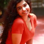 Pragya Nagra Instagram - My curly hair twin in a parallel universe PC @sat_narain ❤️ @shotsbyuv