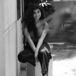 Pragya Nagra Instagram - My curly hair twin in a parallel universe PC @sat_narain ❤️ @shotsbyuv