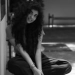 Pragya Nagra Instagram - My curly hair twin in a parallel universe PC @sat_narain ❤️ @shotsbyuv