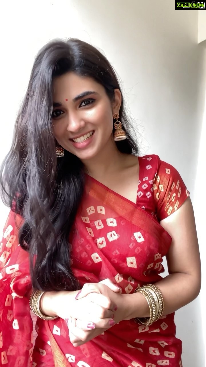 Pragya Nagra Instagram - சாமான்ய மக்களுக்கான திருமண சேவை -தமிழில்! Jodii Appல் டிப்ளோமா, 12வது, 10வது, மற்றும் அதற்கு கீழே படித்த ஆயிரக்கணக்கான வரன்களை பார்க்கலாம்! கல்வித்தகுதி, தொழில் மற்றும் வருவாயின் அடிப்படையில் வரன்கள் தேர்வு செய்லாம். Jodii App, இன்றே பதிவு செய்யவும்!! https://play.google.com/store/apps/details?id=jodii.app Marriage app for common people - in Tamil, for who have studied diploma, 12th, 10th or below!! You can find Factory Workers, Technicians, Retail Salesmen/ Salesgirls, Electrician, AC technician, Drivers, Cooks, Delivery executives, Tele-callers, Beauticians, Tailors, Mechanics, BPO workers, Security Guards & more!! Download today!! https://play.google.com/store/apps/details?id=jodii.app #jodii #jodiiapp #marriage