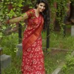 Pragya Nagra Instagram – PC @gowtham__rajendran 🥰
Saree @silks_hub 🌸
Styling @anchita_nagra ❤️
#vintage #vintagestyle #vintageaesthetic #vintagefashion #vintageclothing #sareelover #sareedraping #sareelove #saree #sareeblogger #sareeindia #sareeaddict #sareepact #sareeonline #sareeswag #chennai #chennaimodels #coimbatore #madurai #chennaigirls #chennaiblogger #ootd #fashionblogger #fashionmodel #models #chennaimodels #hyderabad #kerala #trending #instagood