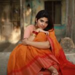 Pragya Nagra Instagram – 🌼
@sat_narain
@rahulravindran @mmshootography 
Stylist @niranjanisundar 
Saree & Blouse @studio_thari
Location courtesy @srivathsan_vijayaraghavan Parthasarathy Temple, Triplicane