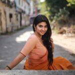 Pragya Nagra Instagram – Thankyou for 600k strong family!❤️
I hope you continue to shower your support and love with each passing day🥰
Thankyou to this amazing team @sat_narain
@rahulravindran @mmshootography 
Stylist @niranjanisundar 
Saree & Blouse @studio_thari
Location courtesy @srivathsan_vijayaraghavan Parthasarathy Temple, Triplicane