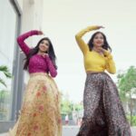 Pragya Nagra Instagram - Ending 2021 with Jugnu kuthu version!🥰❤😋 @que.sera.saraa ❤ Outfits @fiorebymalar_ Jewellery @ivanahbyovj VC @arunsmagy #jugnuchallenge #jugnu #dance #DanceChallenge #reelsinstagram #feelitreelit #reelkarofeelkaro #explorepage #explore