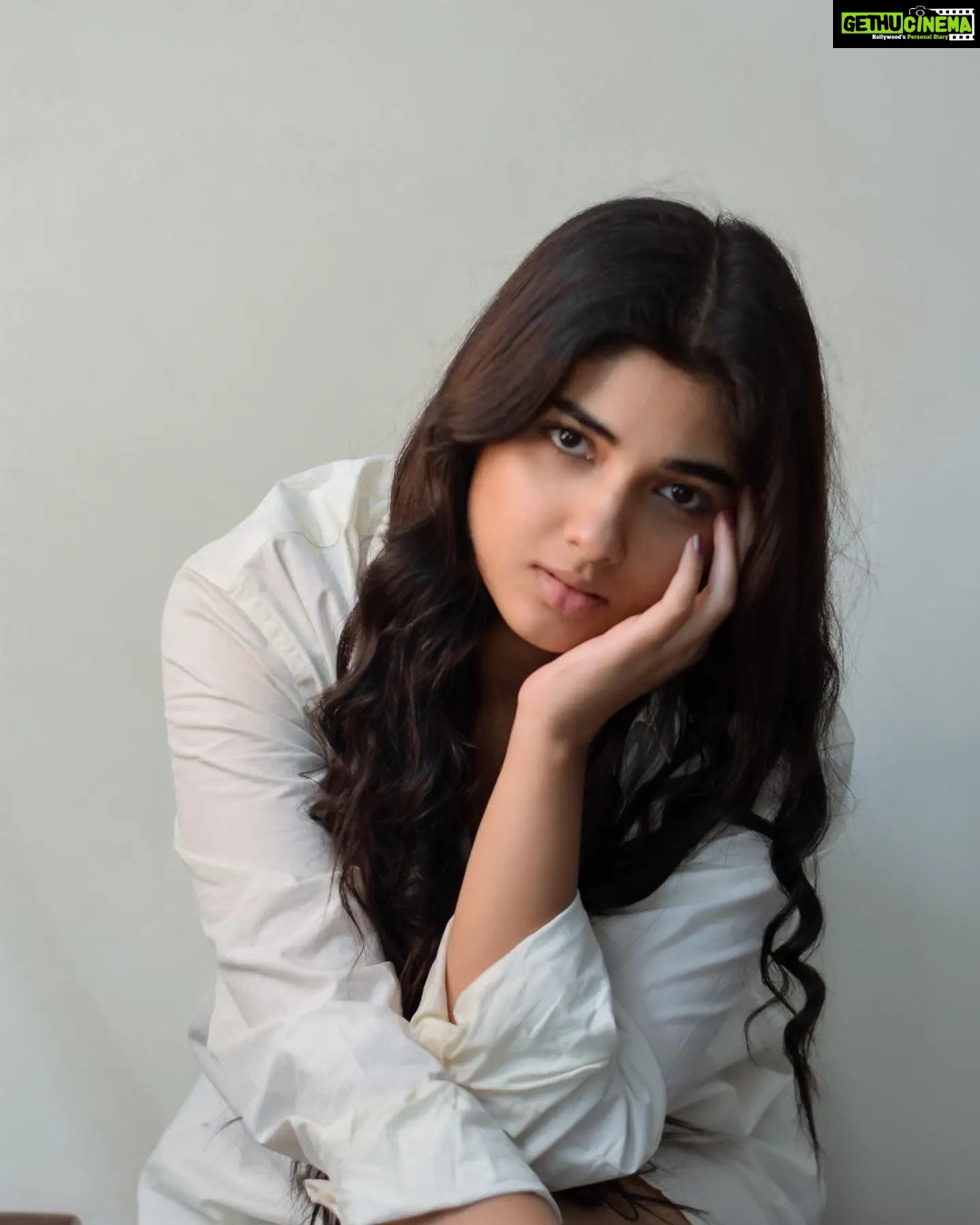 Pragya Nagra Instagram - You're the best @irst_photography 🌸 Styling @anchita_nagra