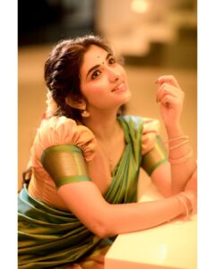 Pragya Nagra Instagram - Vintage vibes🥰❤ Artist - @pragyanagra Costumes - @ivalinmabia Photography - @camerasenthil Makeup - @jiyamakeupartistry Hair - @keerthana_makeup_and_hair Shoot organized by @rrajeshananda
