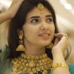 Pragya Nagra Instagram - Explore traditional yet modern Swarna Mahal Wedding Collection at @pothysswarnamahal 🥰❤ Visit us now at Chennai and Nellai. Jewels-@pothysswarnamahal Model- @pragyanagra Venue- Pothys Swarna Mahal, Chromepet. #PothysSwarnaMahal #wedding #bridal #weddingollection #jewelryfashion #jewelryblogger #jewerly #jewels #trendyjewelry #jewelrylovers #ruby #handmadejewelry #jewelrylover #jewel #silverjewelry #jewelrydesigner #necklace #traditional #masterpiece #diamonds #emerald #auction #speechless #diamond