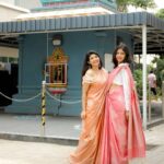 Pragya Nagra Instagram – Happiest girls are the prettiest!
Isn’t it!? @que.sera.saraa 🥰❤
Sarees: @nativeweaverindia
Blouse: @fiorebymalar_
Photo: @thatmadraskaran

#sareelove #saree #sareelover #sareenotsorry #sareestyle #sareeaddict #sareeswag #chennai #chennaiblogger #fashionstyle #fashionblogger #sareeindia #sareestyling #pragyanagra #chennaigirls #happy #festive #festivevibes #festivewear #festivelook #festiveseason #diwali #diwalioutfit #festival #sareevibes