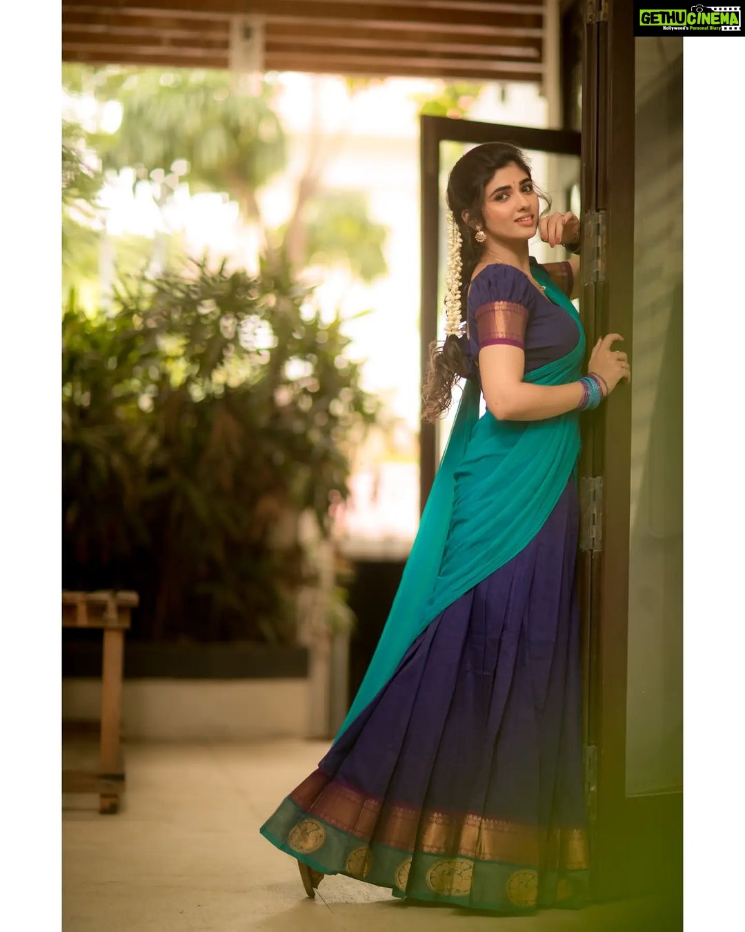Pragya Nagra Instagram - Looking at 500k be like...šā¤š¤© Costumes - @ivalinmabia Stylist - @priyaregan_mb Photography - @camerasenthil Shoot organised by @rrajeshananda @pragyanagra #tamil #kollywood #cinema #actor #chennai #madras #tamilponnu #instagood #instadaily #love #style #traditional #fashion #follow #instagram #instalove #instamood #pragyanagra