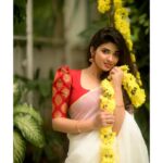 Pragya Nagra Instagram - Still finding it difficult to get over these pictures🌸 Costumes - @ivalinmabia Stylist - @priyaregan_mb Photography - @camerasenthil Makeup - @jiyamakeupartistry Hair - @rakmakeupartistry Shoot organised by @rrajeshananda #onam #kerala #onamcelebration #happyonam #keralagram #malayali #mallu #keralatourism #onamspecial #keralasaree #malayalam #keralafood #keralagodsowncountry #keralam #kochi #keralaattraction #keralaphotography #onamsaree #godsowncountry #onamfestival #saree #onamvibes #keralagram #onamission #onamcollection #onamsadhya #onamusically #onamdresscode #traditional