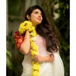 Pragya Nagra Instagram - Still finding it difficult to get over these pictures🌸 Costumes - @ivalinmabia Stylist - @priyaregan_mb Photography - @camerasenthil Makeup - @jiyamakeupartistry Hair - @rakmakeupartistry Shoot organised by @rrajeshananda #onam #kerala #onamcelebration #happyonam #keralagram #malayali #mallu #keralatourism #onamspecial #keralasaree #malayalam #keralafood #keralagodsowncountry #keralam #kochi #keralaattraction #keralaphotography #onamsaree #godsowncountry #onamfestival #saree #onamvibes #keralagram #onamission #onamcollection #onamsadhya #onamusically #onamdresscode #traditional