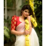 Pragya Nagra Instagram - Still finding it difficult to get over these pictures🌸 Costumes - @ivalinmabia Stylist - @priyaregan_mb Photography - @camerasenthil Makeup - @jiyamakeupartistry Hair - @rakmakeupartistry Shoot organised by @rrajeshananda #onam #kerala #onamcelebration #happyonam #keralagram #malayali #mallu #keralatourism #onamspecial #keralasaree #malayalam #keralafood #keralagodsowncountry #keralam #kochi #keralaattraction #keralaphotography #onamsaree #godsowncountry #onamfestival #saree #onamvibes #keralagram #onamission #onamcollection #onamsadhya #onamusically #onamdresscode #traditional
