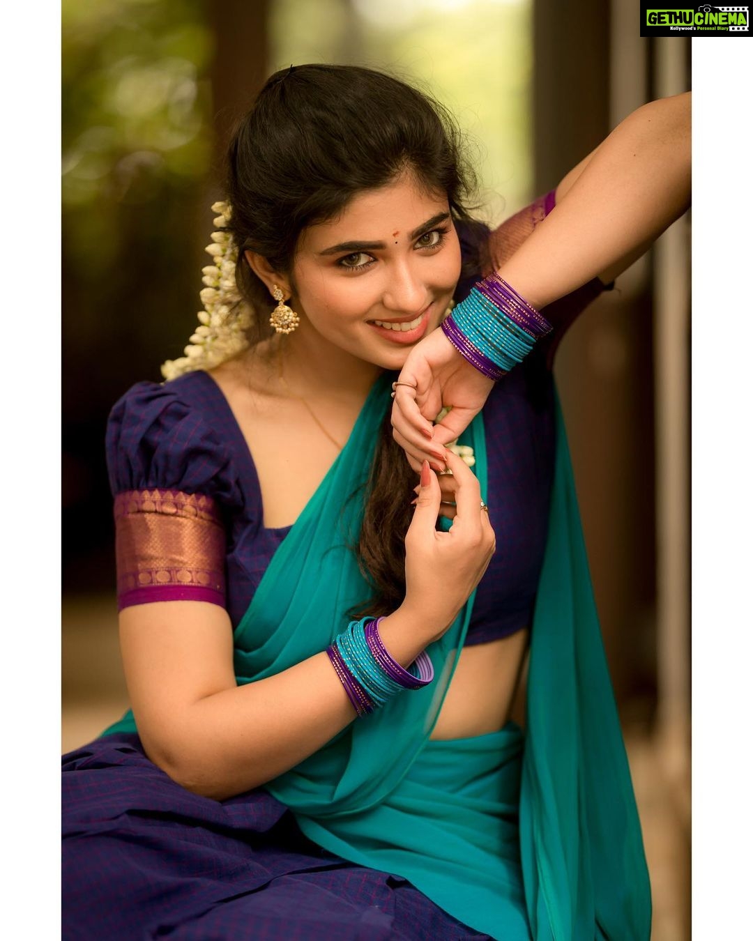 Pragya Nagra Instagram - Obsessed!🥰❤️ Costumes - @ivalinmabia Stylist - @priyaregan_mb Photography - @camerasenthil Hair - @saisubha_hairstylist Make up - @imaikkaa_by_nivi Shoot organised by @rrajeshananda