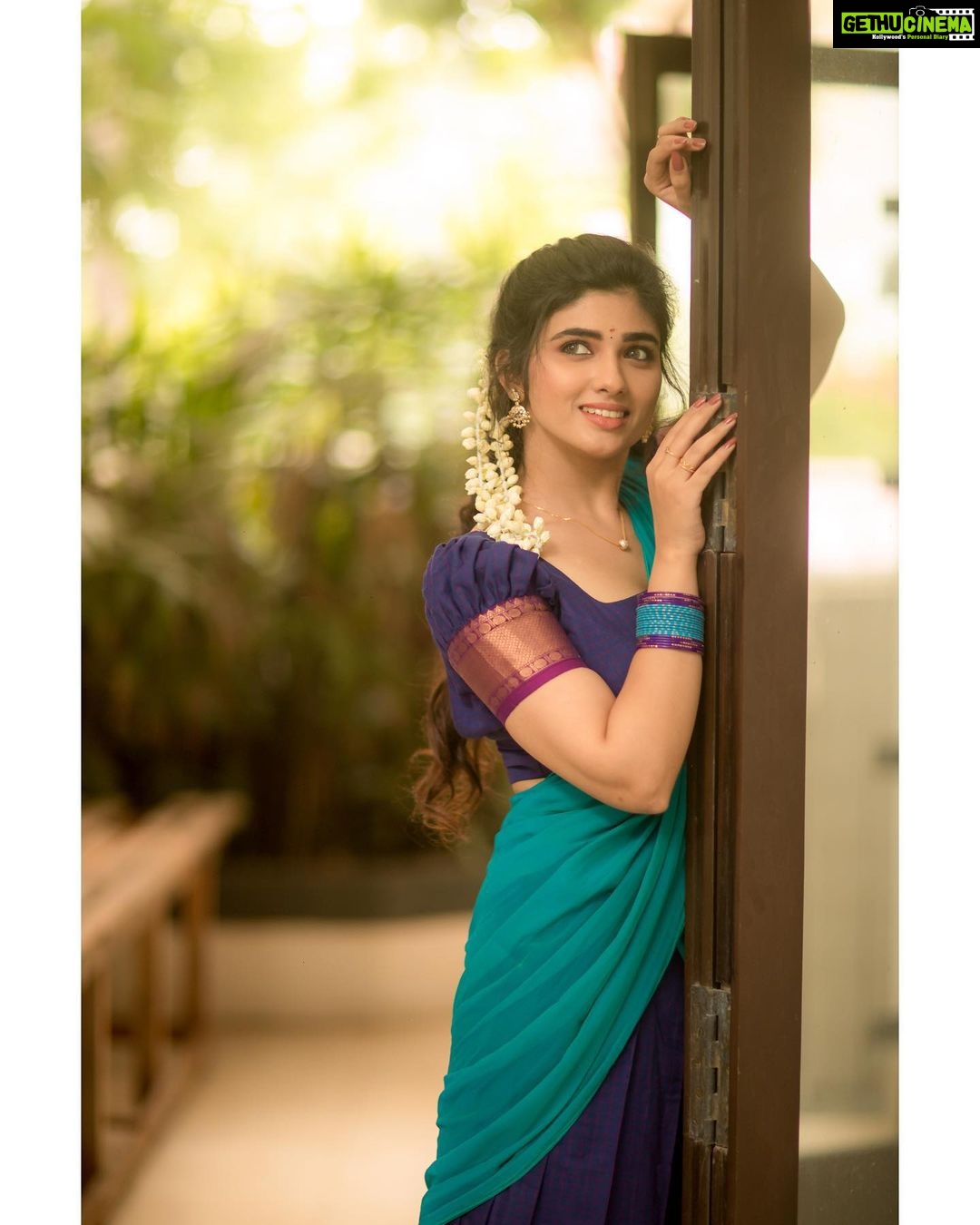 Pragya Nagra Instagram - Get ready to get your feed spammed! 😉😋 Costumes - @ivalinmabia Stylist - @priyaregan_mb Photography - @camerasenthil Hair - @saisubha_hairstylist Make up - @imaikkaa_by_nivi Shoot organised by @rrajeshananda
