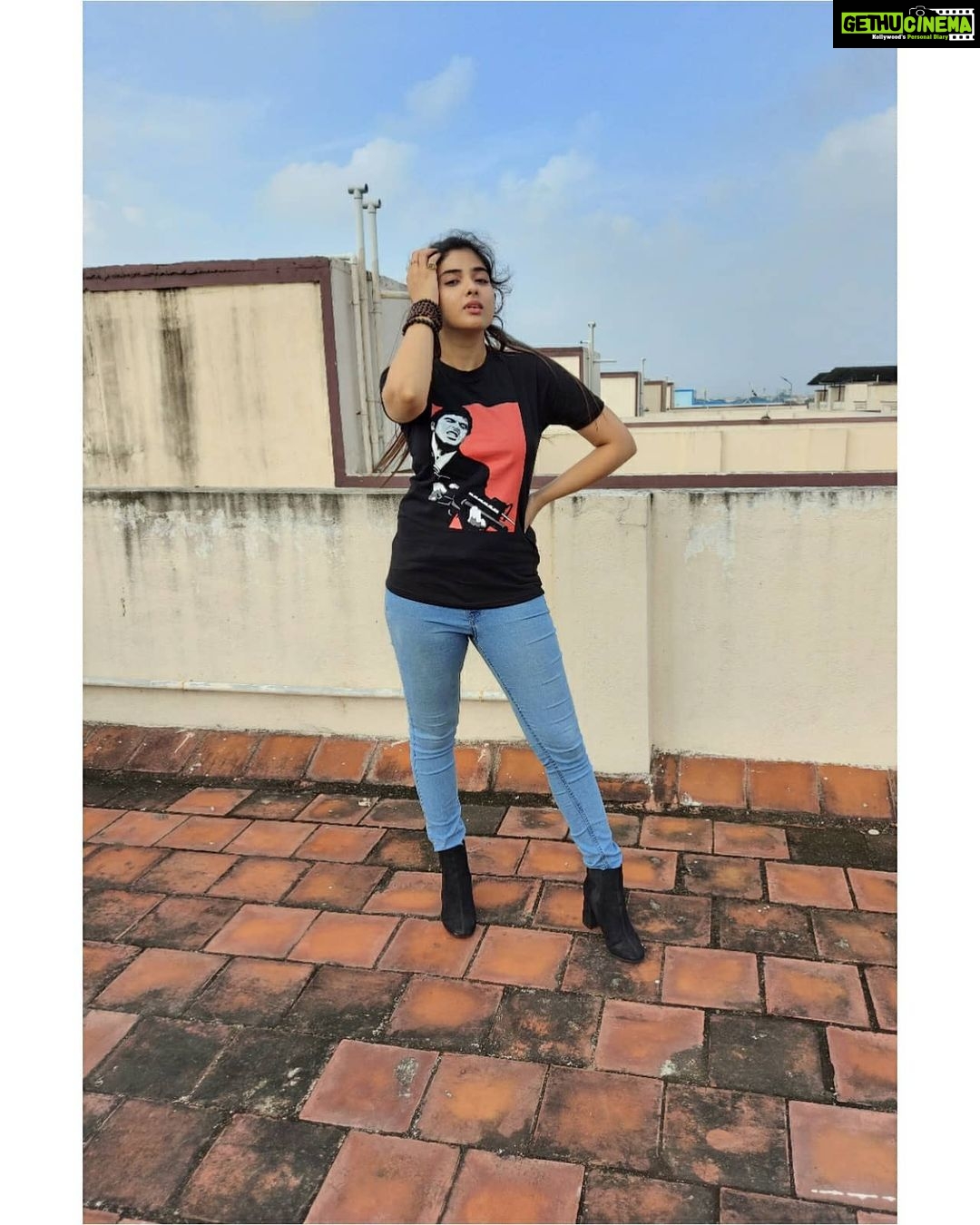 Pragya Nagra Instagram - "BACK TO COLLEGE!!" @adipoli.in Super comfortable and highly stylish Customized T-shirts from @adipoli.in 🥰❤ Order yours from their existing prints or get your customized print ordered from them with great quality T-shirts and high quality prints!!❤ They also have newly launched HOODIES available to be customized to your liking!!