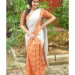 Pragya Nagra Instagram - 🌸💐Kathari Poovazhagi!!🌺🌹 Dhavani by @kerala_bygone_fashion 🥰❤ Jewellery @azhagiyal_creations @pragyanagra #tamil #kollywood #cinema #actor #chennai #madras #tamilponnu #instagood #instadaily #love #style #traditional #fashion #follow #instagram #instalove #instamood #pragyanagra
