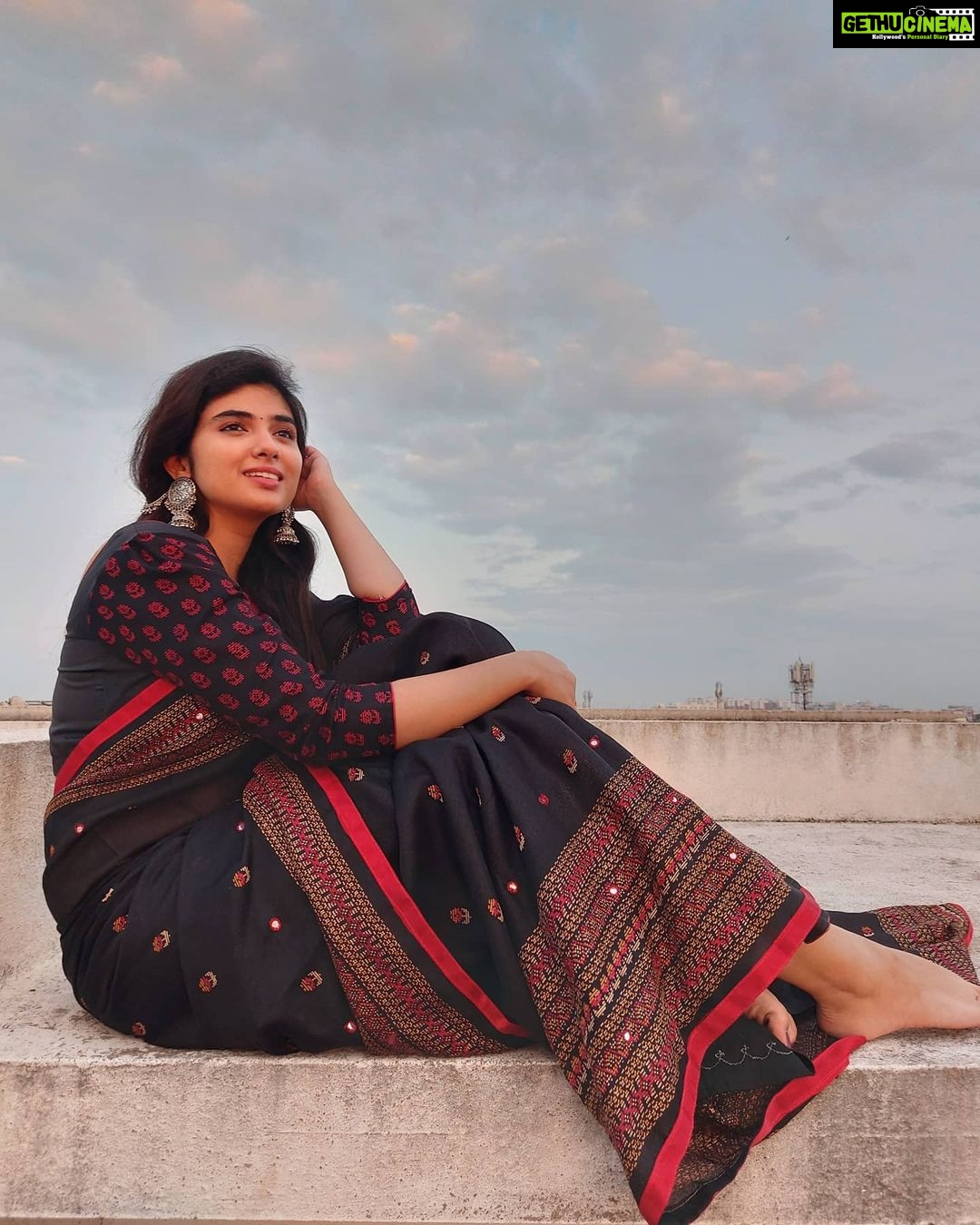 Pragya Nagra Instagram - Saree from @darice_trendz 🥰❤ Jewelry from @beauty_cosmeticsstudio 🥰❤ @pragyanagra #tamil #kollywood #cinema #actor #chennai #madras #tamilponnu #instagood #instadaily #love #style #traditional #fashion #follow #instagram #instalove #instamood #pragyanagra