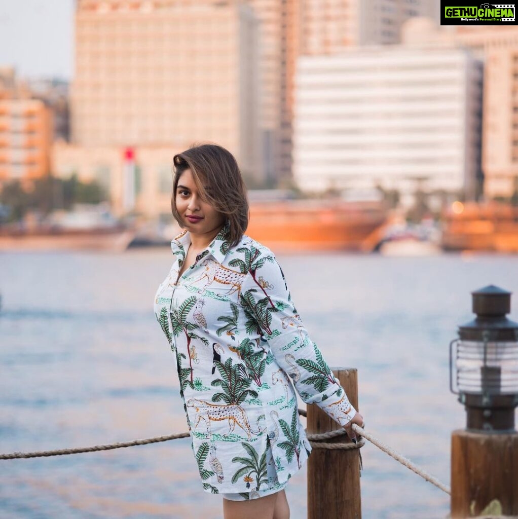 Prayaga Martin Instagram - Camera shy! Yes, have lately become that. #letmebehonest Thank you @iyer_rover x @pictovert.india Love the prints on the shirt @resha_by_rehana_shana Al Seef, Dubai Creek