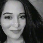 Preetika Rao Instagram - Mera Dil Yeh Pukare Aaja ! Chocolate Dutch Truffle Cake ko bula rahi hoon! Obviously!!! . . . . . . . . #tuaajaremix #meradilyepukareaaja #trendingvideo #fashiononreels #memes😂 #viralposts #reel #reelsi̇nstagram #status