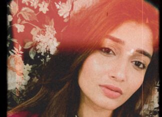 Priya Vadlamani Instagram - Okay feels weird but I am back after a 7 month long breakkk… How have you all been ??🐷