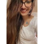 Priya Vadlamani Instagram - 🐽🤓
