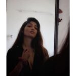 Priya Vadlamani Instagram - 🦋 . . 📸 @mighty_nightfury_ . . #mirrormirroronthewall #portrait #qurantinelife #homeshooting #newnormal